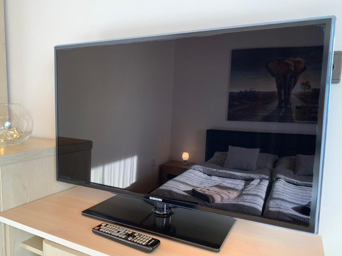 Apartman Tinasol Mosonmagyaróvár Eksteriør billede